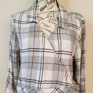 Cloth and Stone plaid wrap top